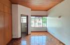 5 Bed Townhouse with En Suite in Lavington - 17