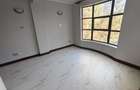 3 Bed Apartment with Gym in Garden Estate - 7