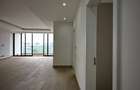 3 Bed Apartment with En Suite at Riverside Drive - 9