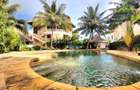 Furnished 2 Bed Apartment with En Suite in Diani - 4