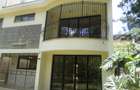 4 Bed Townhouse with En Suite at Westlands - 3