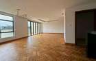 4 Bed Apartment with En Suite at Rosslyn - 9