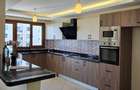 3 Bed Apartment with En Suite at Tebere Crescent - 8