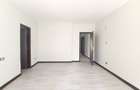 3 Bed Apartment with En Suite at Riverside Drive - 9
