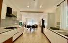Serviced 2 Bed Apartment with En Suite in Parklands - 6