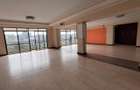 Serviced 6 Bed Apartment with En Suite in Parklands - 4