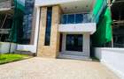4 Bed Villa with En Suite at Eastern Bypass - 20