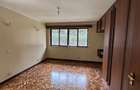 4 Bed Townhouse with En Suite in Kilimani - 19