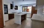 5 Bed Villa with En Suite in Lavington - 5