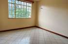 3 Bed Apartment with En Suite at Parklands - 8