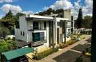 4 Bed Townhouse with En Suite at Lavington - 1