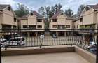 5 Bed House with En Suite in Lavington - 1