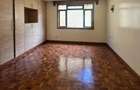5 Bed Townhouse with En Suite in Lavington - 12