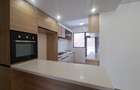 3 Bed Apartment with En Suite at Riverside Dr - 5