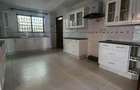 4 Bed Townhouse with En Suite in Lavington - 7