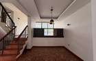 4 Bed Townhouse with En Suite in Rhapta Road - 3