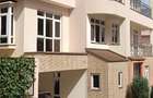 5 Bed Townhouse with En Suite in Lavington - 17