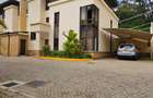 5 Bed Villa with En Suite at Lavington - 9