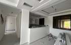 3 Bed Apartment with En Suite at Beachroad - 6