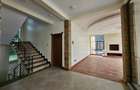 5 Bed Townhouse with En Suite in Lavington - 18