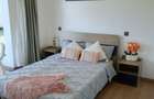 2 Bed Apartment with En Suite in Riverside - 5
