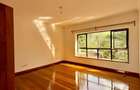 4 Bed Townhouse with En Suite at Othaya Road - 8