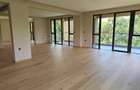 6 Bed House with En Suite in Nyari - 7