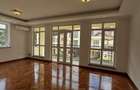 5 Bed Townhouse with En Suite at Lavington Green - 10