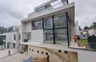 6 Bed Villa with En Suite in Lavington - 9