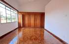 4 Bed Townhouse with En Suite in Spring Valley - 6