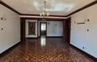 3 Bed Apartment with En Suite at Riverside Drive - 18