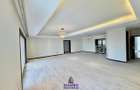 3 Bed Apartment with En Suite at Riverside Dr - 3