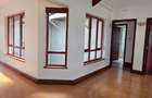 5 Bed Townhouse with En Suite at Runda Park - 16