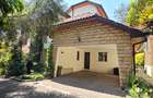 4 Bed Townhouse with En Suite at Off James Gichuru - 8