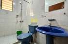 5 Bed Townhouse in General Mathenge - 4