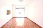 5 Bed Townhouse with En Suite at Lavington - 17