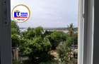 3 Bed Apartment with Parking in Tudor - 10