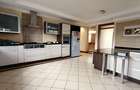 4 Bed House with En Suite in Runda - 9