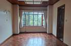 5 Bed House with En Suite at Benin Dr - 16
