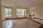 5 Bed Townhouse with En Suite at Karen Miotoni - 16