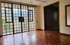 4 Bed Townhouse with En Suite in Kitisuru - 15