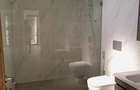 3 Bed Apartment with En Suite at Links Road - 7