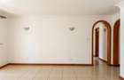3 Bed Apartment with En Suite at Brookside Estate - 17