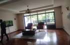 4 Bed Apartment with En Suite in Riverside - 4