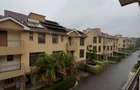 5 Bed Townhouse with En Suite in Lavington - 1