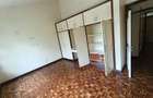 5 Bed Townhouse with En Suite in Kilimani - 3