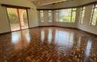 4 Bed Townhouse with En Suite at Lavington - 11