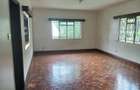 5 Bed House with En Suite in Lavington - 10