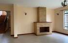 4 Bed Townhouse with En Suite in Lavington - 5