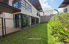 4 Bed Townhouse with Swimming Pool in Runda - 11